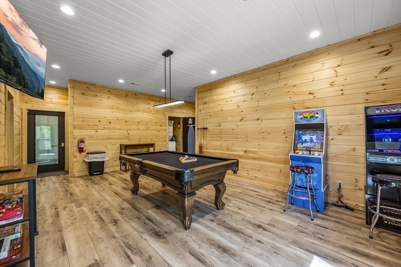 Smoky Mountain Sanctuary - Sevierville, Tennessee
