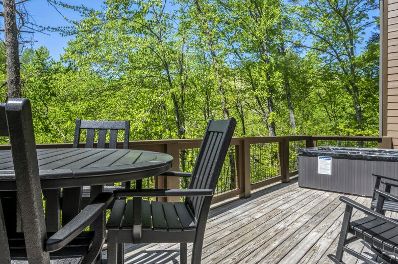 Smoky Mountain Sanctuary - Sevierville, Tennessee