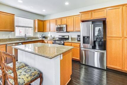Elevated Stay in Chula Vista’s Enclave Community - Chula Vista, California