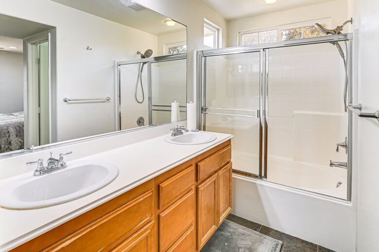 Elevated Stay in Chula Vista’s Enclave Community - Chula Vista, California