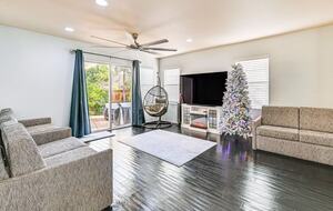 Elevated Stay in Chula Vista’s Enclave Community - Chula Vista, California