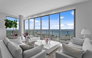 Tampa Bay Panoramic Penthouse - St. Petersburg, Florida