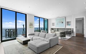 Tampa Bay Panoramic Penthouse - St. Petersburg, Florida