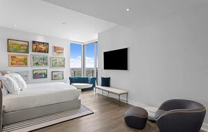 Tampa Bay Panoramic Penthouse - St. Petersburg, Florida