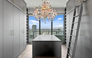 Tampa Bay Panoramic Penthouse - St. Petersburg, Florida