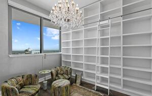 Tampa Bay Panoramic Penthouse - St. Petersburg, Florida