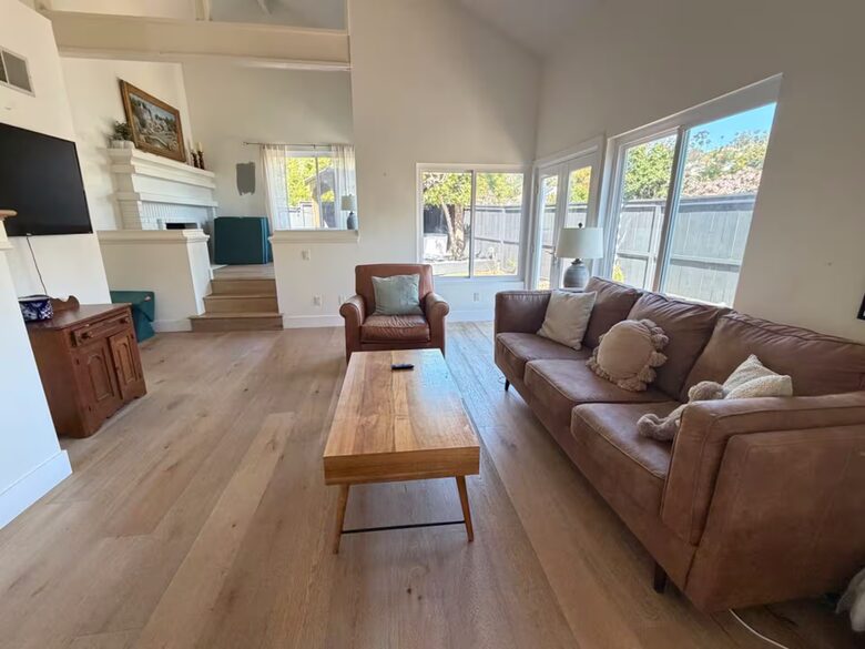Stylish Carlsbad Escape with Modern Comfort - Carlsbad, California