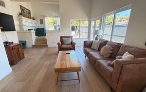 Stylish Carlsbad Escape with Modern Comfort - Carlsbad, California