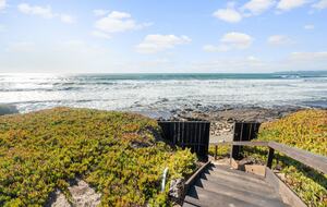 Oceanfront Cottage with Private Beach Access in San Simeon - San Simeon, California