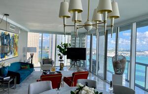 Icon Brickell Residence with Panoramic Bay Views - Miami, Florida