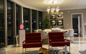 Icon Brickell Residence with Panoramic Bay Views - Miami, Florida