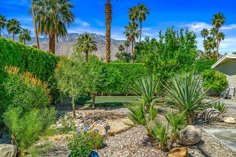 A Desert Modern Stay Centered Around Poolside Mountain Views - Palm Springs, California