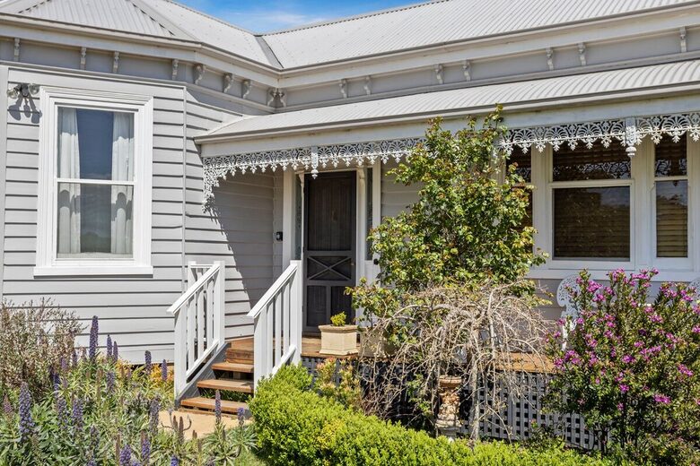 Restored Victorian Country Home in Daylesford - Daylesford, Australia