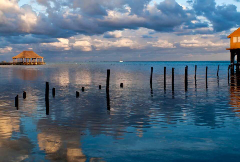 All-Inclusive 7-night TradeWinds AQUA Experience in Belize on TW59 Catamaran with Crew - Placencia, Belize
