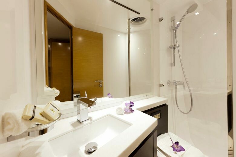 All-Inclusive 7-night TradeWinds AQUA Experience in Belize on TW59 Catamaran with Crew - Placencia, Belize