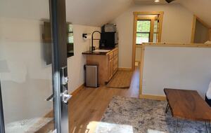 Private apartment with living area, kitchenette, 3/4 bath