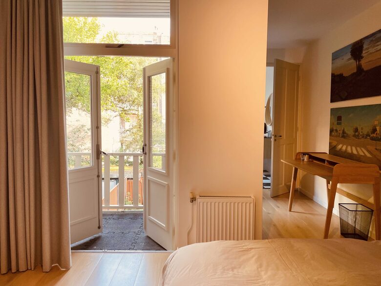 Bright Vondelpark Townhouse with Private Garden - Amsterdam, Netherlands