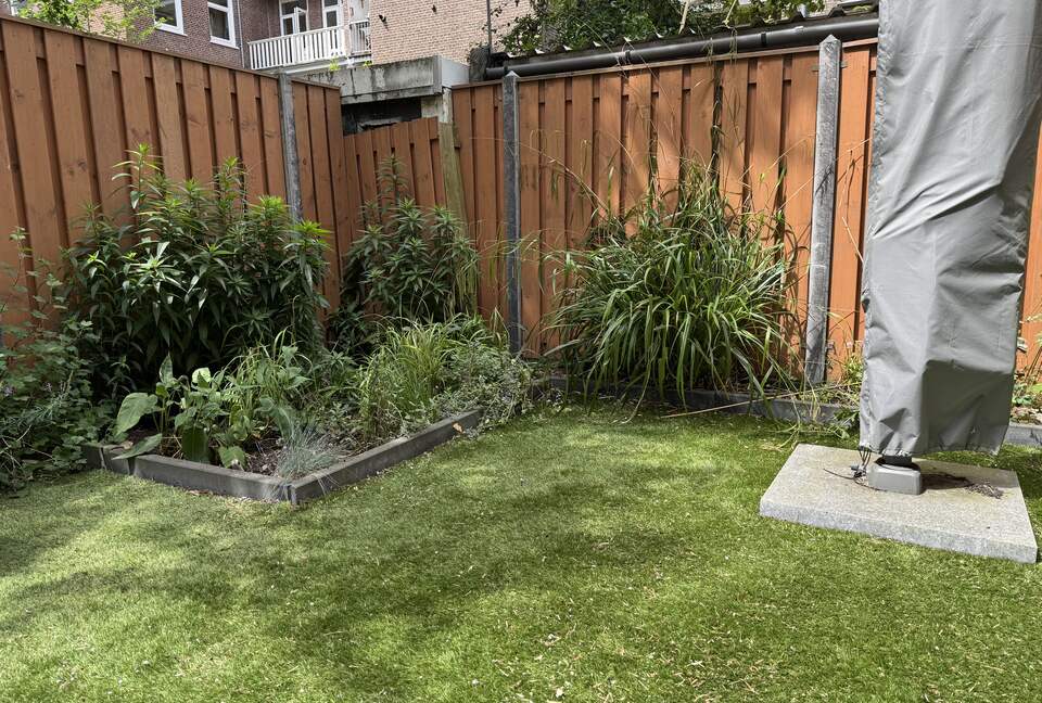 Bright Vondelpark Townhouse with Private Garden - Amsterdam, Netherlands