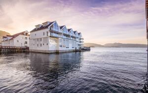 Modern Luxury Overlooking the Sea - Bergen, Norway