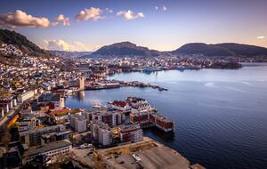Modern Luxury Overlooking the Sea - Bergen, Norway