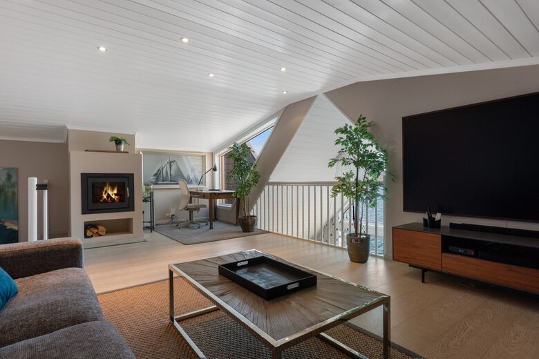 Modern Luxury Overlooking the Sea - Bergen, Norway