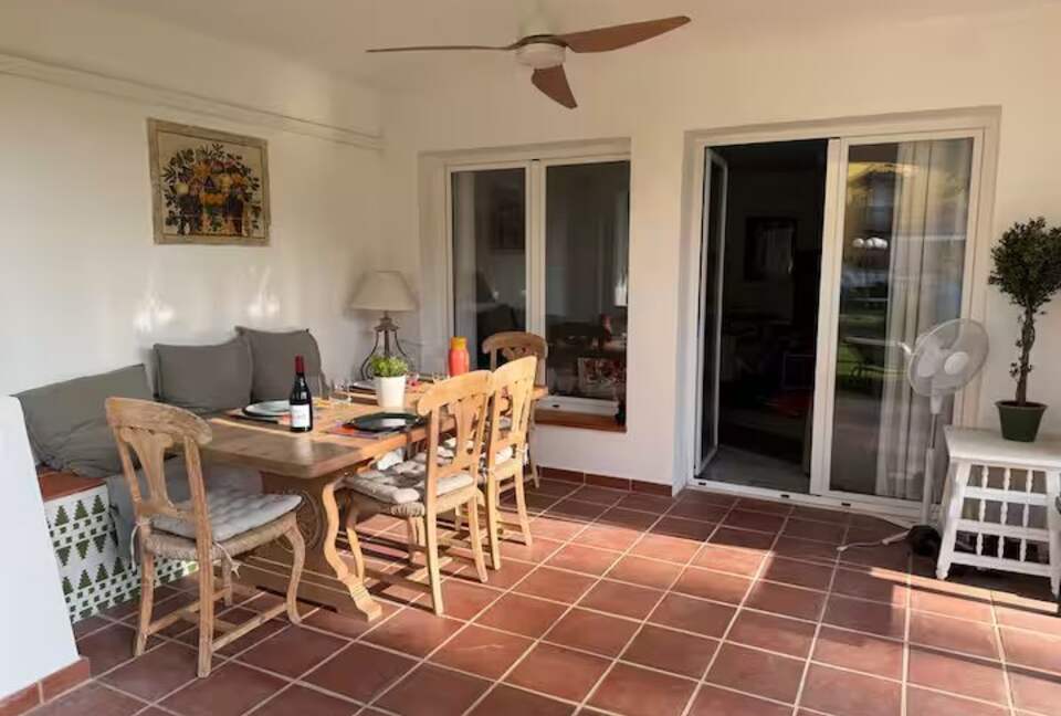 Tasteful Family Home in Estepona - Estepona, Spain