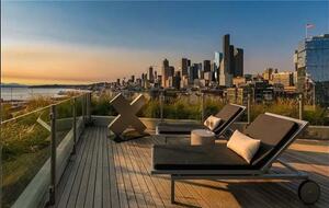 Seattle Penthouse Living with Skyline & Stadium Views - World Cup 2026 Weeks Available! - Seattle, Washington
