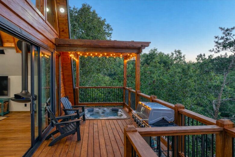 Contemporary A-Frame Retreat in the Great Smoky Mountains - Sevierville, Tennessee