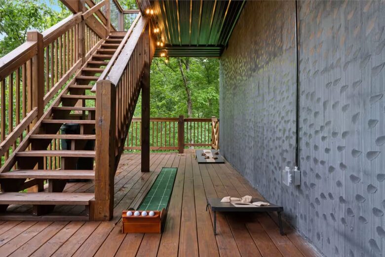 Contemporary A-Frame Retreat in the Great Smoky Mountains - Sevierville, Tennessee