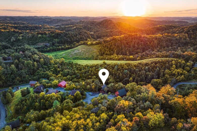Contemporary A-Frame Retreat in the Great Smoky Mountains - Sevierville, Tennessee