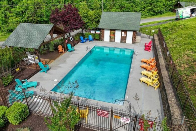 Contemporary A-Frame Retreat in the Great Smoky Mountains - Sevierville, Tennessee