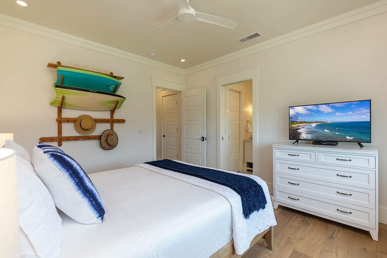 Poipu Retreat with Private Pool & Golf Course Setting - Koloa, Hawaii