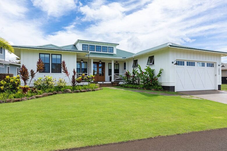 Poipu Retreat with Private Pool & Golf Course Setting - Koloa, Hawaii