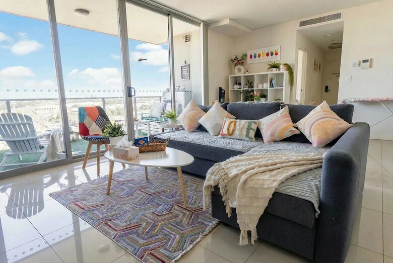 Modern High-Rise Retreat with City Views - Granville, Australia