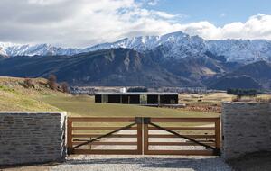 A Luxury Retreat for Every Season - Queenstown, New Zealand