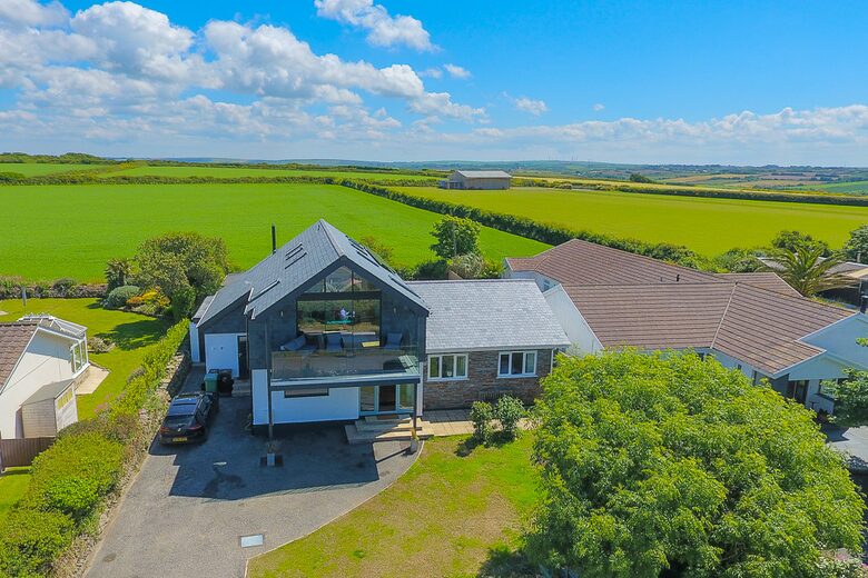 The Trevone Terrace Estate - Trevone, Padstow, United Kingdom