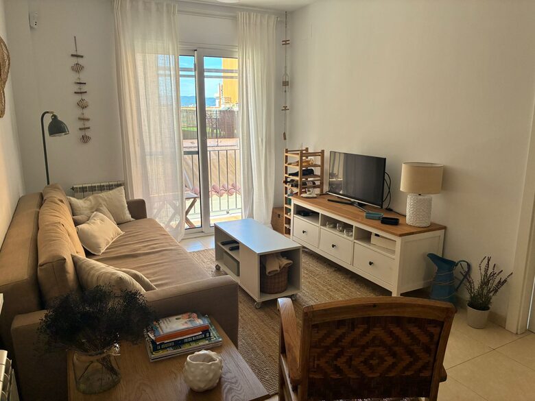 Seaside Apartment on a Quiet Pedestrian Street - Palamós, Spain