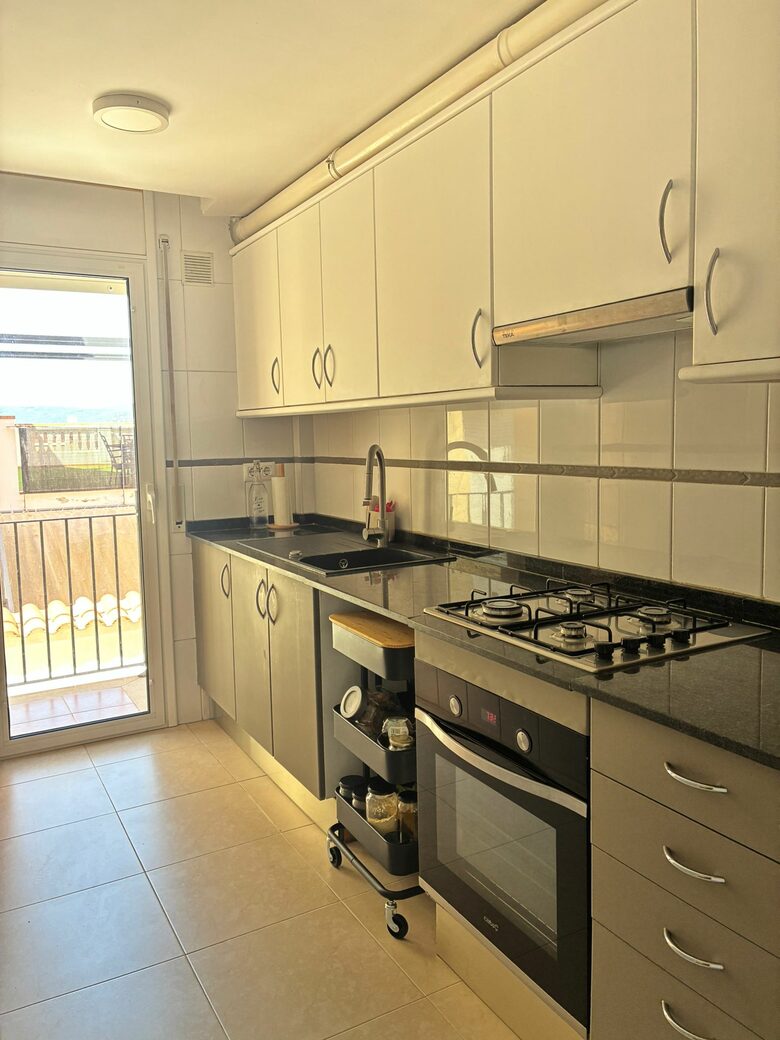 Seaside Apartment on a Quiet Pedestrian Street - Palamós, Spain