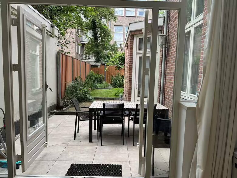 Bright Vondelpark Townhouse with Private Garden - Amsterdam, Netherlands