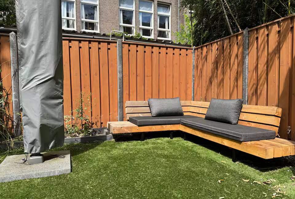 Bright Vondelpark Townhouse with Private Garden - Amsterdam, Netherlands