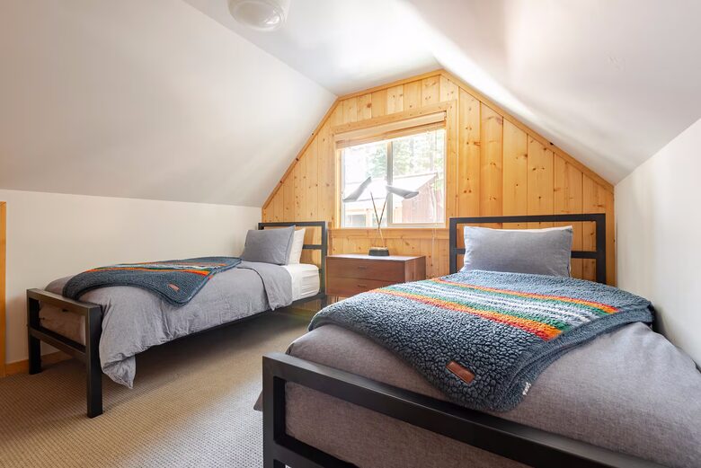 Walkable Lake Tahoe Escape Near Dining & Beach - Tahoe City, California