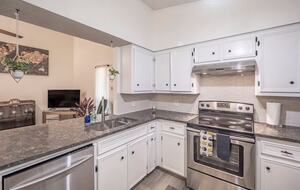 Comfortable Austin Retreat with Easy City Access - Austin, Texas