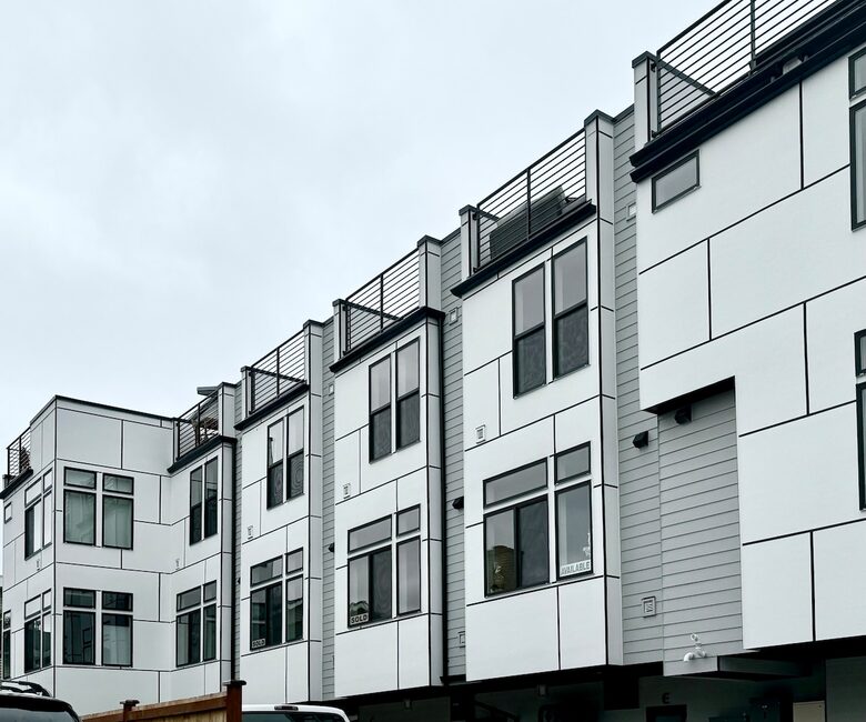 Scandinavian Ballard Townhome with Rooftop Views - Seattle, Washington