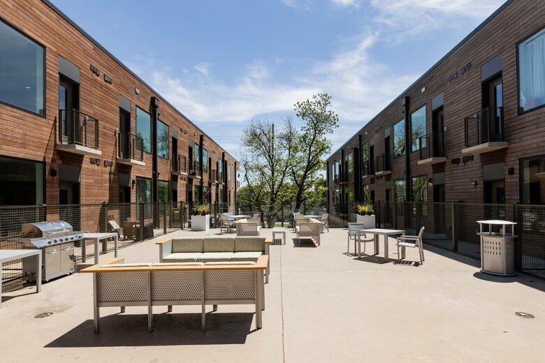 East Austin Studio Walkable to Dining & Nightlife - Austin, Texas