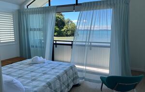 Snells Beach Escape with Direct Access & Coastal Living - Snells Beach, New Zealand