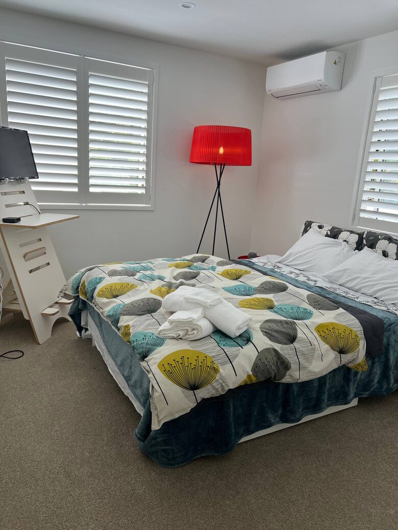 Snells Beach Escape with Direct Access & Coastal Living - Snells Beach, New Zealand