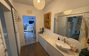 Tropical North Queensland Beachfront Retreat - Wongaling Beach, Australia