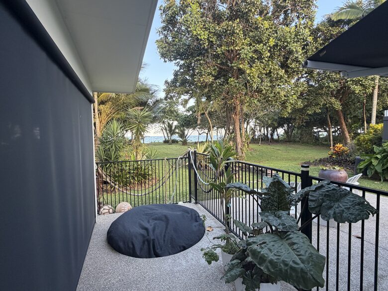 Tropical North Queensland Beachfront Retreat - Wongaling Beach, Australia