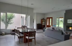 Country Home on the Argentinian Pampa - Mercedes, Argentina