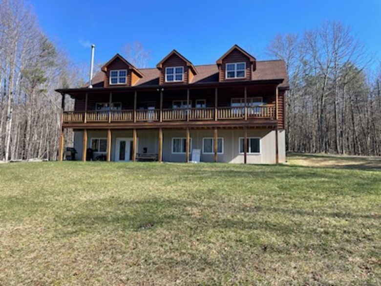Rustic West Virginia Gathering Retreat - Moorefield, West Virginia